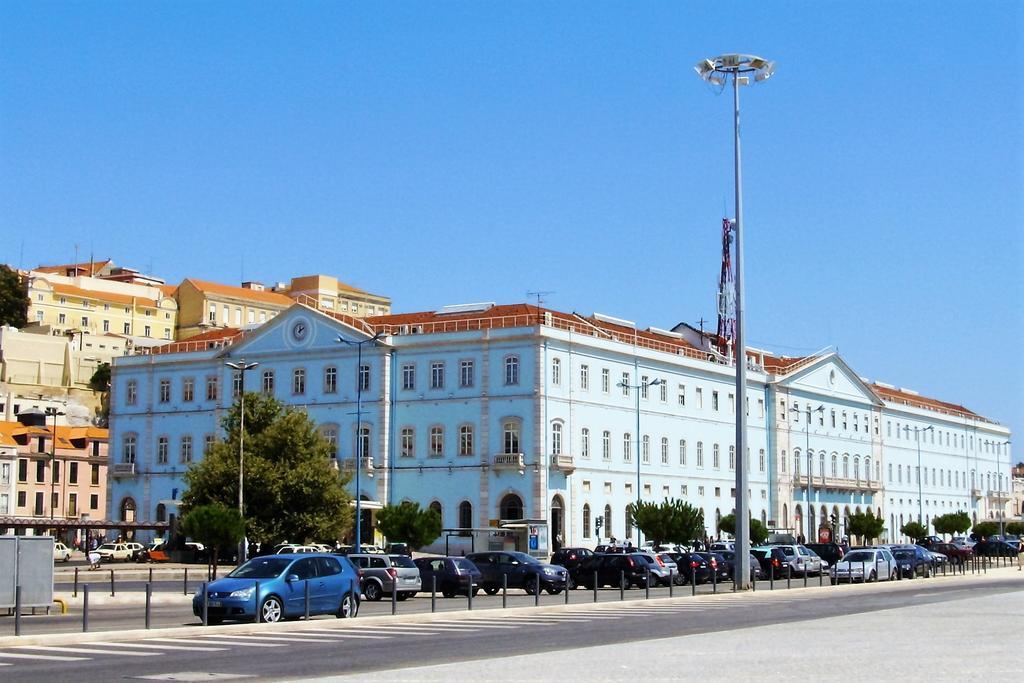 Appartement Lov'alfama, At In *